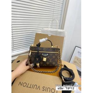 LOUIS VUITTONポーチバッグ今年風新作コレクション偽物 通販