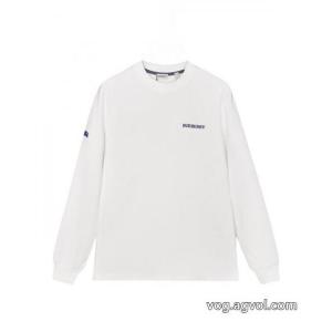 BURBERRY胸元十字架サンスクリット真空刺繍ロゴアルファベット男女同型長袖Tシャツ