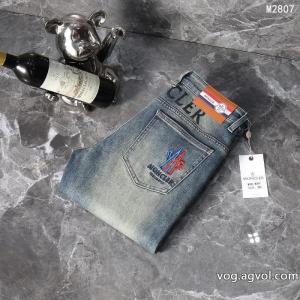 moncler2026秋冬ヨーロッパコーナー新作おしゃれスリムストレートジーンズ