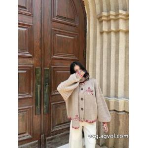 Vivienne Westwood限定レッドマーカーサターン刺繍ラウンドネック長袖バックルニットカーディガンマフラー2点セッ...