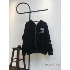 LOUIS VUITTONルイヴィトンエンボスウールニットジップコート
