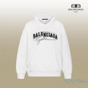 BALENCIAGAの新潮流クラシックパーカー