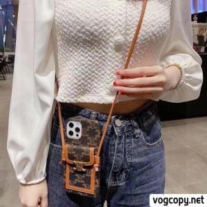 celineカードケース携帯ケース3ケース斜め掛け可能首掛け可能