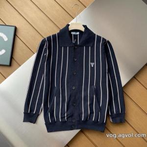 Pradaストライプのポロネックニットコート
