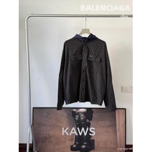 Balenciagaスタイリッシュなチェック柄ポケットシャツコート
