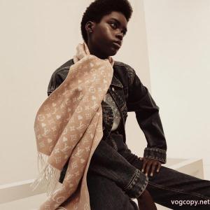 最終価格セール 限定SALE オシャレ大人を虜にする秋冬新作マフラーコピー 通販LOUIS VUITTON