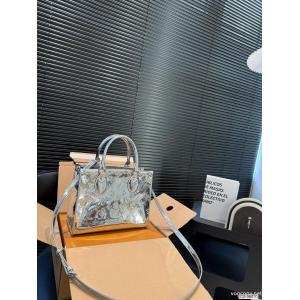 コピー ブランド 通販 安心バッグ最新入荷 超目玉 ランキング商品 LOUIS VUITTON