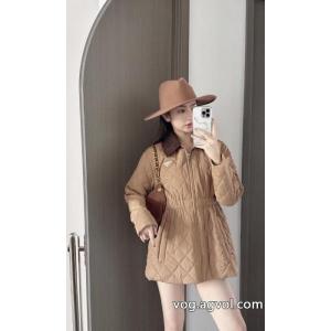 PRADA綿入れのコートコピー 商品 通販キュートな印象 大人の色味 お買い得大人気