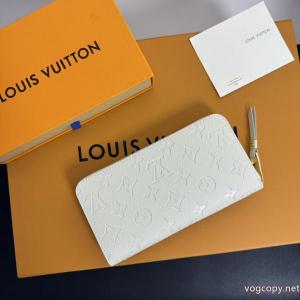 財布人気が高い新作 2026-25秋冬トレンドファッション ヒットアイテムLOUIS VUITTONブランド スニーカー 激...