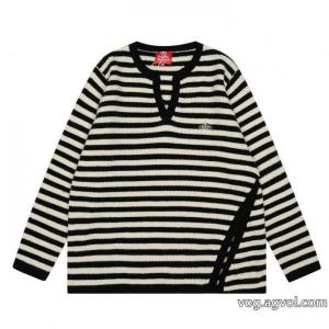 抜群の着心地 大人のための新作 冬季超人気アイテムコピー 品 ブランドセーターVIVIENNE WESTWOOD