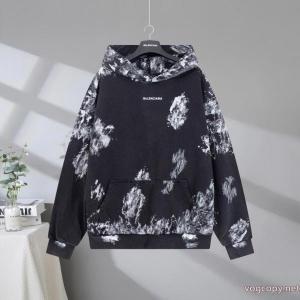 HOT新作 最安国内発送 高級感のあるBALENCIAGA偽物 ブランドパーカー