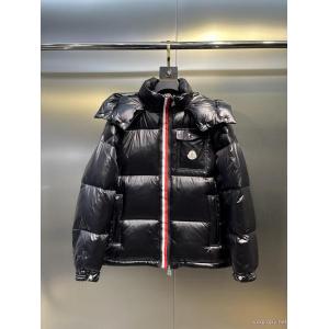 ダウンジャケットMONCLERブランド コピー  最終セール 新作限定人気沸騰中 完売再入荷