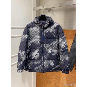 LOUIS VUITTONダウンジャケットコピー 商品 通販秋冬の流行りトップス 最高な材料 安全発送