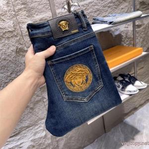 実用的な一品 クラシカル 数量限定爆買いブランド 偽物 激安ジーンズVERSACE