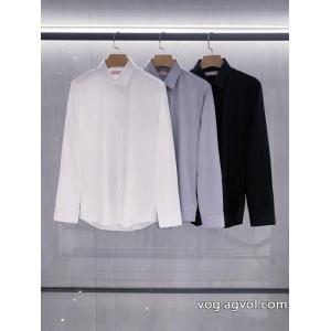 リラックスした雰囲気に 秋冬は継続系のトレンド お得人気セールTシャツヴァレンティノコピー ブランド 販売.