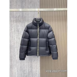 BURBERRYブランド スニーカー 激安ダウンジャケットハイグレード フェミニンな雰囲気 2026最新コラボ　完売間近