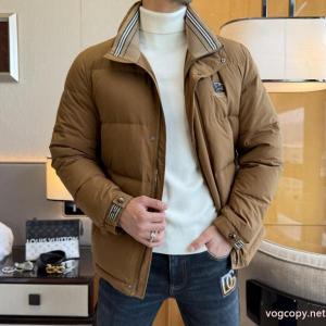 BURBERRYスーパー コピー どこで 買えるNEW大変素敵 特に注目したい 保温性も抜群 ダウンジャケット.