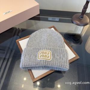 MIUMIU気になるアイテム人気 新着品 手頃価格でオシャレスーパー コピー ブランド 専門店    帽子.
