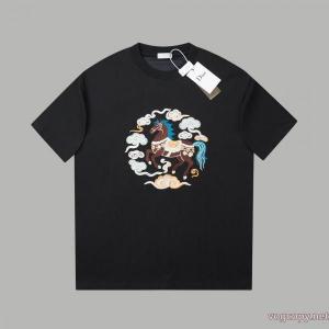 偽物 通販 Dior2026-2026 冬の新作も！ 今すぐ取り入れたい 大人気希少Tシャツ