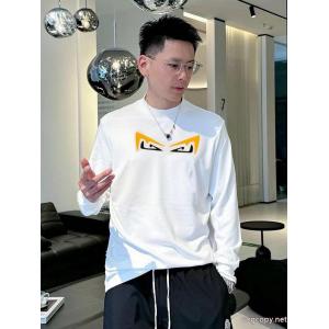 高級な質感 26SS新作 カジュアルコーデに 大人気個性がある雰囲気長袖Tシャツ偽 ブランドFENDI