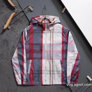 偽物 ブランド 販売BURBERRYジャケット秋冬 カジュアルに着こなし 個性的なデザイン