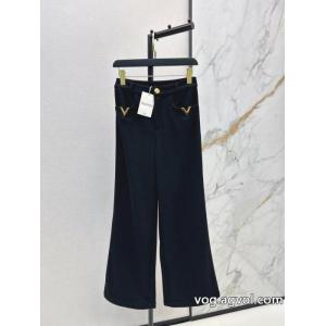 人気シリーズ 多用途 好評品ヴァレンティノスラックスブランド 偽物.