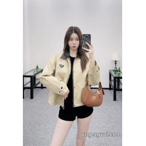 コピー 商品 通販コート着心地良さ 愛らしさ抜群！  スタイリッシュで上品なPRADA