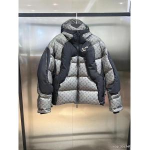 ルイ ヴィトンスーパー コピー 安心大人気商品 豊富なサイズ カジュアルを一歩大人にダウンジャケット.
