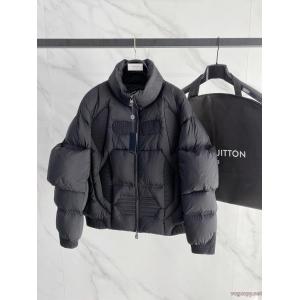 今旬のシルエットバランス VIP 先行セール2026年冬 おしゃれの幅が広がりLOUIS VUITTONブランド 偽物 通販...
