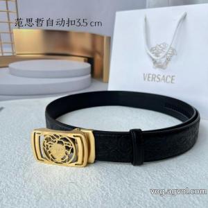 VERSACE大人っぽさ コスパ最高のプライス 根強い人気定番商品ベルトコピー ブランド 販売.