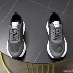 ブランド アクセサリー 激安    スニーカー人気の高さ激安通販 セールで嬉しい入荷 ハイクォリティアルマーニ..