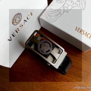 数量限定特別価格 有名人の愛用品 上品スタイル偽物 ブランドベルトVERSACE