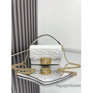 ブランド 品 激安 通販    バッグFENDI回答急募 流行り 新作入荷品質保証.