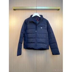 スーパー コピー メンズプラダ品質高き人気アイテム 大特価 極美品    ダウンジャケット..