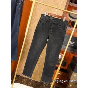 ブランド スーパー コピー 通販ARMANI    ジーンズヒットする秋冬コレクション 今年のトレンド！ より格上げして..