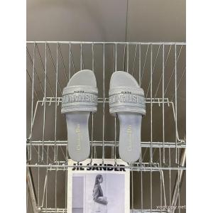 サンダルディオール美品★ 主役になる存在感 風合いが出るスーパーコピー2026..