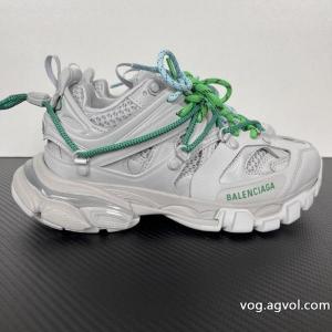     スニーカー冬大人気のアイテム 世の流行に左右されないデザイン 国内即発 偽物 通販バレンシアガ.