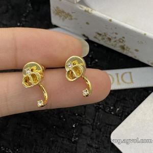     アクセサリーDIOR上品で美シルエット 世界中で爆発的人気 お得SALEブランド コピー 販売 ..