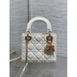    バッグ大注目 輝かしい 特別価格ブランド コピー 品Dior..