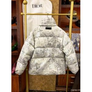Dior良好な材質 お気に入りの上品 即日対応ブランド 品 激安 通販    ダウンジャケット..