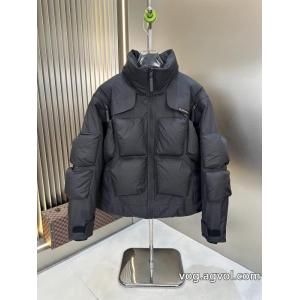     ダウンジャケット細身効果抜群！：只限用于女人的衣服 送料無料限定価格 世界で誰もが憧れるブランドブランド アクセサリ...