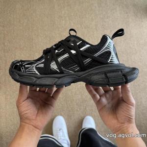     スニーカー最高ランク 今年も人気！ 最新で完売確実balenciagaブランド フェイク.