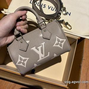 LOUIS VUITTONコピー ブランド限定品 抗菌防臭加工 男女通用    バッグ.