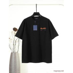 TシャツLOUIS VUITTONスーパー コピー着心地良く セール価格でお得 人気新作ロゴ入り
