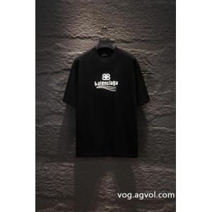 balenciaga通年使えるアイテム 甘過ぎず大人な印象に オススメ新作コピー 品 販売    半袖Tシャツ.
