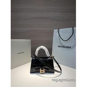 好評につき継続中 激安大低価 冬に向けて気になるbalenciagaコピー 商品 販売    バッグ.