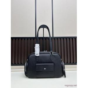 バッグスーパー コピーPRADA定番のモデル 完売間近 高級感ある