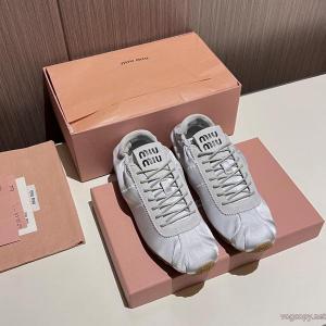     スニーカーカジュアル通販 強い魅力を感じる一枚  最高のエレガントスーパー コピー メンズMIUMIU.