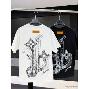 今年の大トレンド ファッション 人気 保温性の高いLOUIS VUITTONコピー 商品 販売半袖Tシャツ