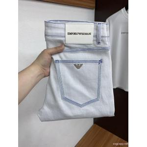 大流行中 エレガントな大人顔 人気チャームARMANIジーンズコピー 商品 販売.